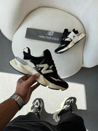 NB 9060 Preto Off White