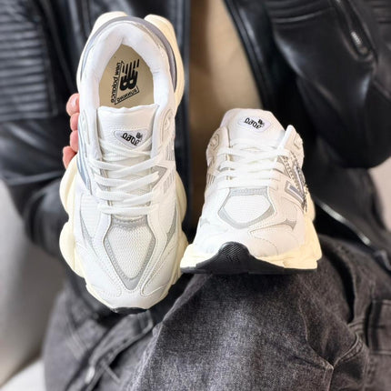 NB 9060 Branco Floater Cinza