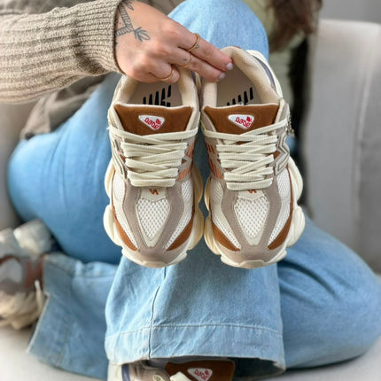 NB 9060 Creme Off White